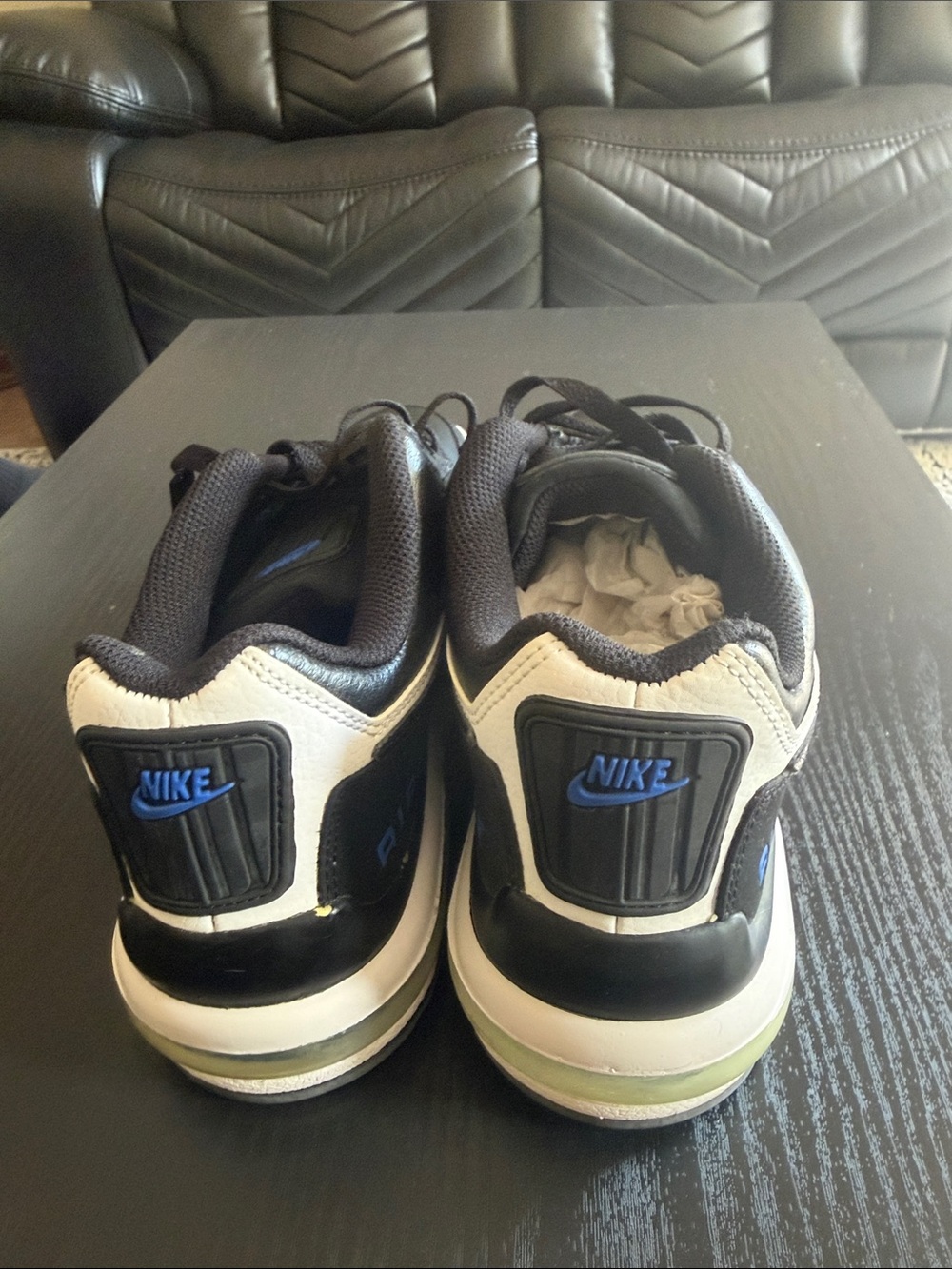 Nike Air Max Men’s Low-Top Sneakers — Black, White & Blue - Picture 2 of 4